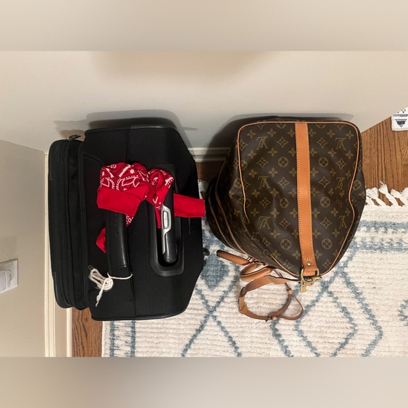 🤍🩵LV 55 KEEPALL 🤍🩵 CLEAN - Picture 9 of 11